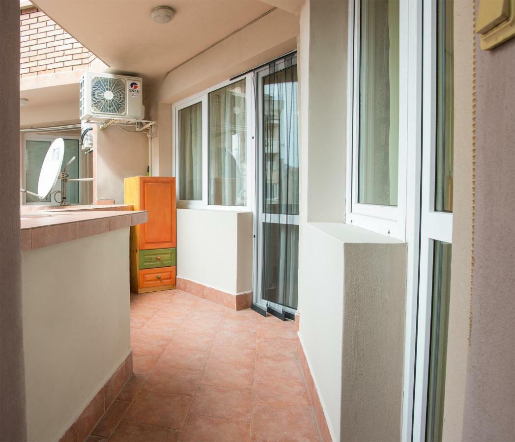 Glorious - 2-Bedroom Apartment Near Youth Hill By Flat Mаnager Plovdiv Bagian luar foto